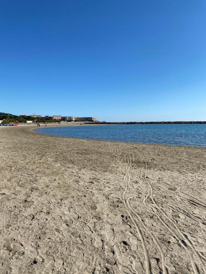 Superbe T2 Avec Terrasse Et Vue Su Mer Quartier Des Quilles A Sète Extérieur photo